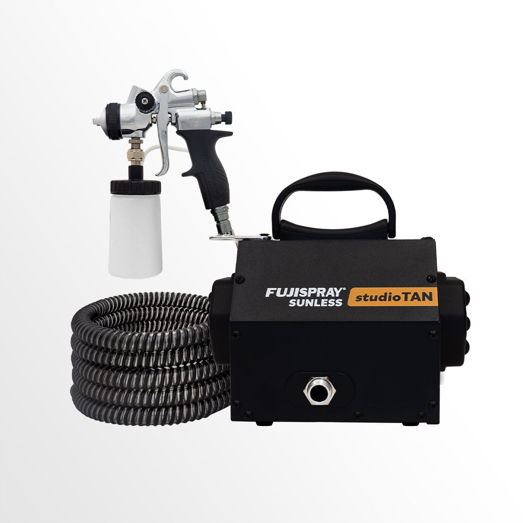 Fuji Spray Sunless 6100 studioTAN Platinum with 4200 T-PRO Applicator on white background.