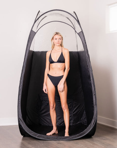 Tan.Tent - Black & 1/3 Clear
Compact, light and easy to put up and down