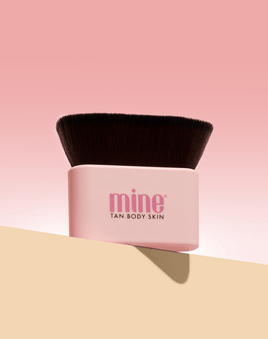 MineTan Bronze On Blending Brush